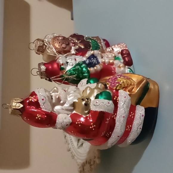 SET OF (3) HAND BLOWN CHRISTMAS ORNAMENTS - Picture 2 of 8